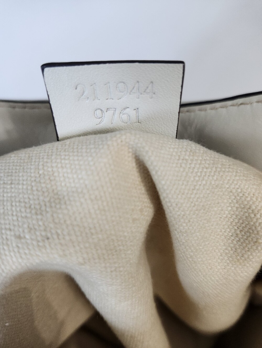 Gucci GG Canvas Shoulder Bag One Size Beige and White - Picture 12 of 12